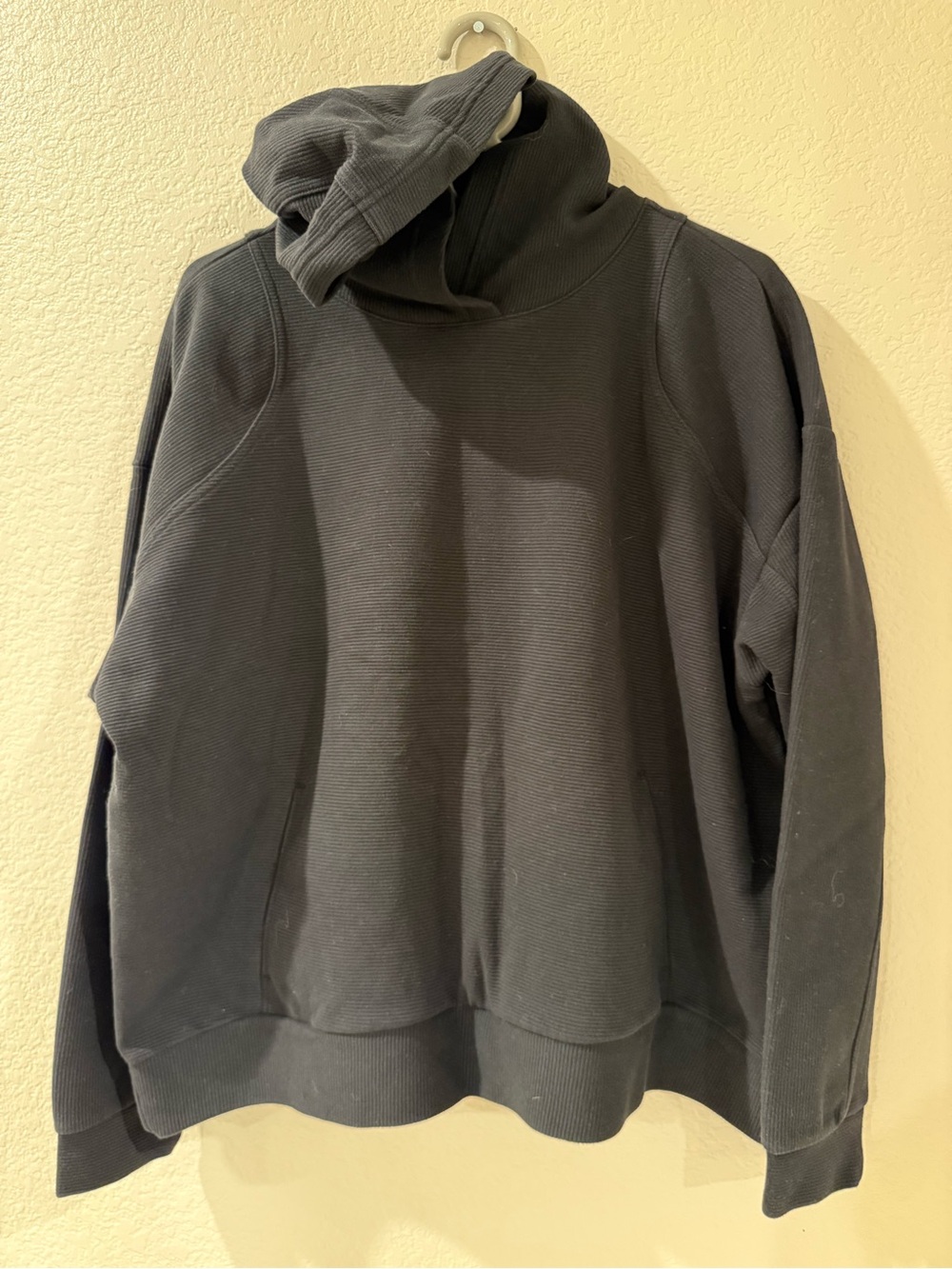 Zella Women’s Ribbed Black Hoodie